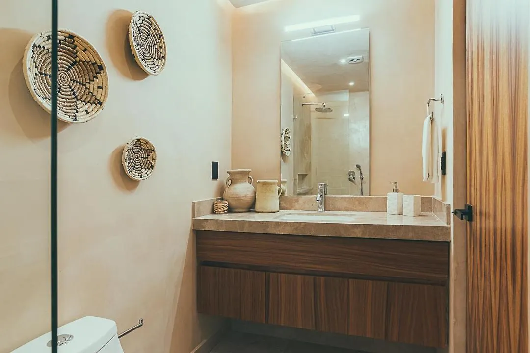 Aparthotel Luxury And Mordern Beachfront Condo By Bt Homes Tancah