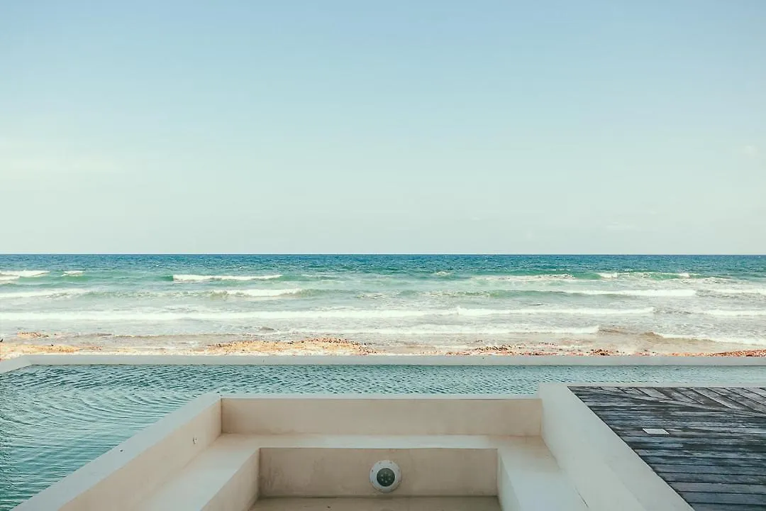 Luxury And Mordern Beachfront Condo By Bt Homes Tancah Aparthotel
